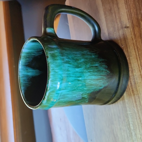 Blue Mountain 1970s Canada Green Drip glaze Pottery Mug and Cup - Picture 2 of 14
